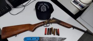 PMMS prende homem por posse irregular de arma de fogo e ameaça à esposa em Coxim