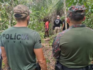 Polícia Civil realiza perícia em sucuri encontrada morta em Bonito