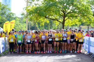 Segunda edição do Festival de Verão no Parque atrai campo-grandenses para prática de exercícios ao ar livre