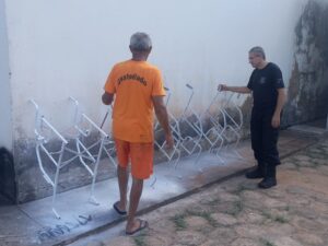 Cadeiras de rodas são reformadas em presídio de Aquidauana para doação