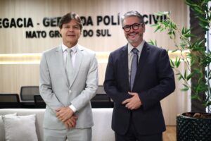 Delegado-Geral da Polícia Civil recebe visita do Deputado e Presidente Estadual do PSB Paulo Duarte em Campo Grande