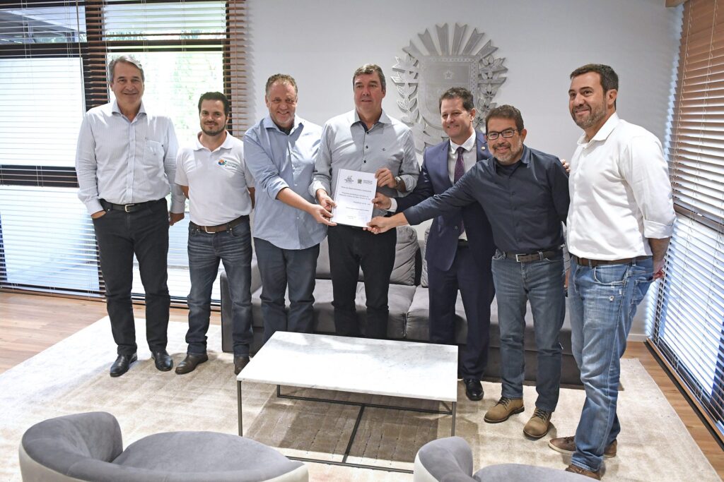 Governo de MS recebe projeto para melhoraria da produção leiteira no Estado