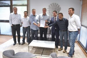 Governo de MS recebe projeto para melhoraria da produção leiteira no Estado