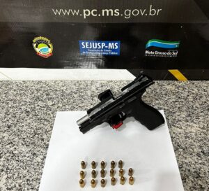 Polícia Civil cumpre mandado de busca e apreensão em Dourados e prende homem em flagrante por posse de arma de fogo de uso restrito