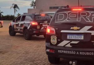 Polícia Civil prende dois assaltantes identificados como autores de diversos roubos em farmácias de Campo Grande