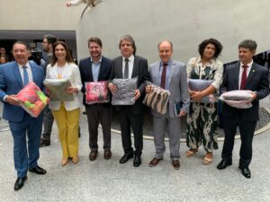 Solidariedade: Governo e Assembleia Legislativa se unem na campanha “Seu Abraço Aquece”