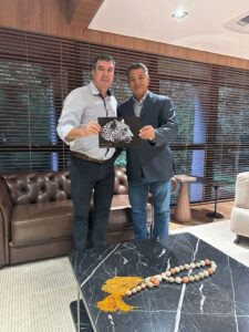 Turismo sustentável: empresários que vão investir no Pantanal convidam Riedel para conhecer safári na África