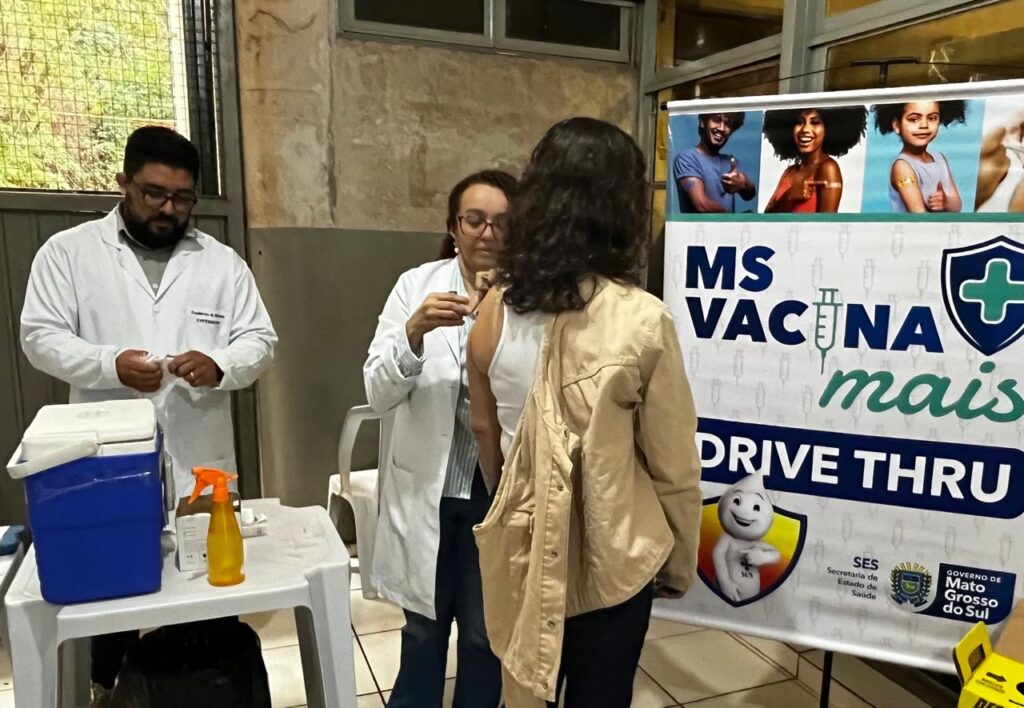 Campanha ‘Governo MS Vacina Mais’ imuniza 1,5 mil servidores estaduais contra Influenza