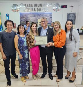 Escrivão da Polícia Civil é homenageado por vereadores de Fátima do Sul, pelos 30 anos de serviços prestados