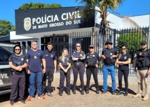 Polícia Civil cumpre mandado de busca e apreensão durante Operação “Caminhos Seguros” em Coxim