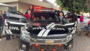 Polícia Civil realiza Ação Social que contou com a participação de aproximadamente 60 crianças atendidas em alusão ao Maio Laranja em Dourados