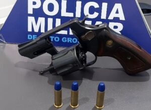 Polícia Militar apreende arma de fogo em Costa Rica