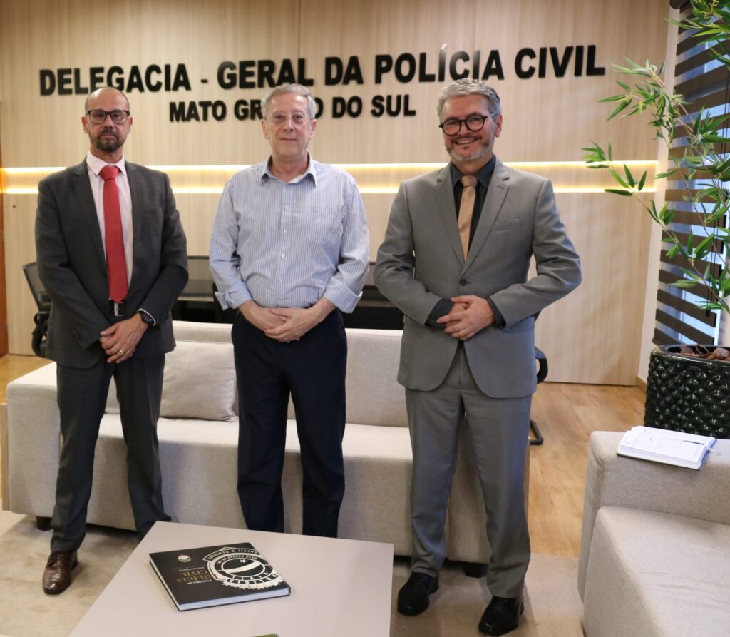Delegado-Geral da Polícia Civil recebe a visita do Coordenador do Centro de Prevenção Biopsicossocial da Sejusp