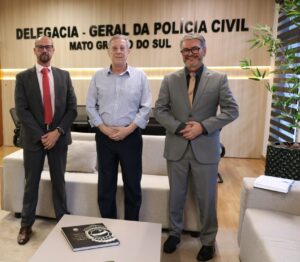 Delegado-Geral da Polícia Civil recebe a visita do Coordenador do Centro de Prevenção Biopsicossocial da Sejusp