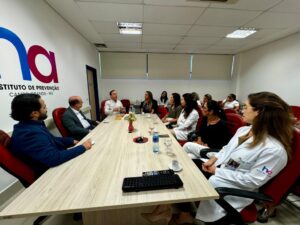 Governo visita programa de rastreamento e diagnóstico precoce de câncer do Hospital de Amor