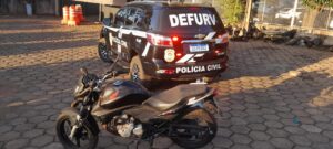 Polícia Civil localiza veículo adulterado escondido em propriedade rural